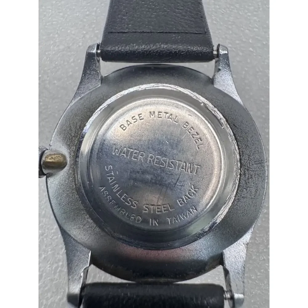 Vintage TIMEX Mercury Easy Reader Taiwan Men's 34mm Watch Mechanical